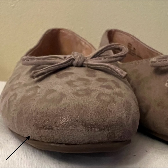 Me Too Skylar Suede Ballet Beige Flats, Size 10, Very Good Condition - Picture 8 of 9
